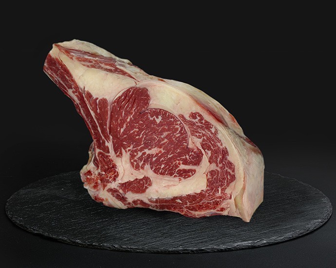 COSTATA VACCA SIMMENTAL PLATINUM